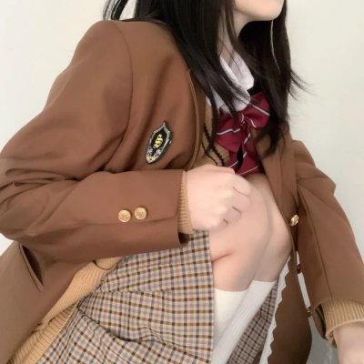 岁岁逢君恰似瑾